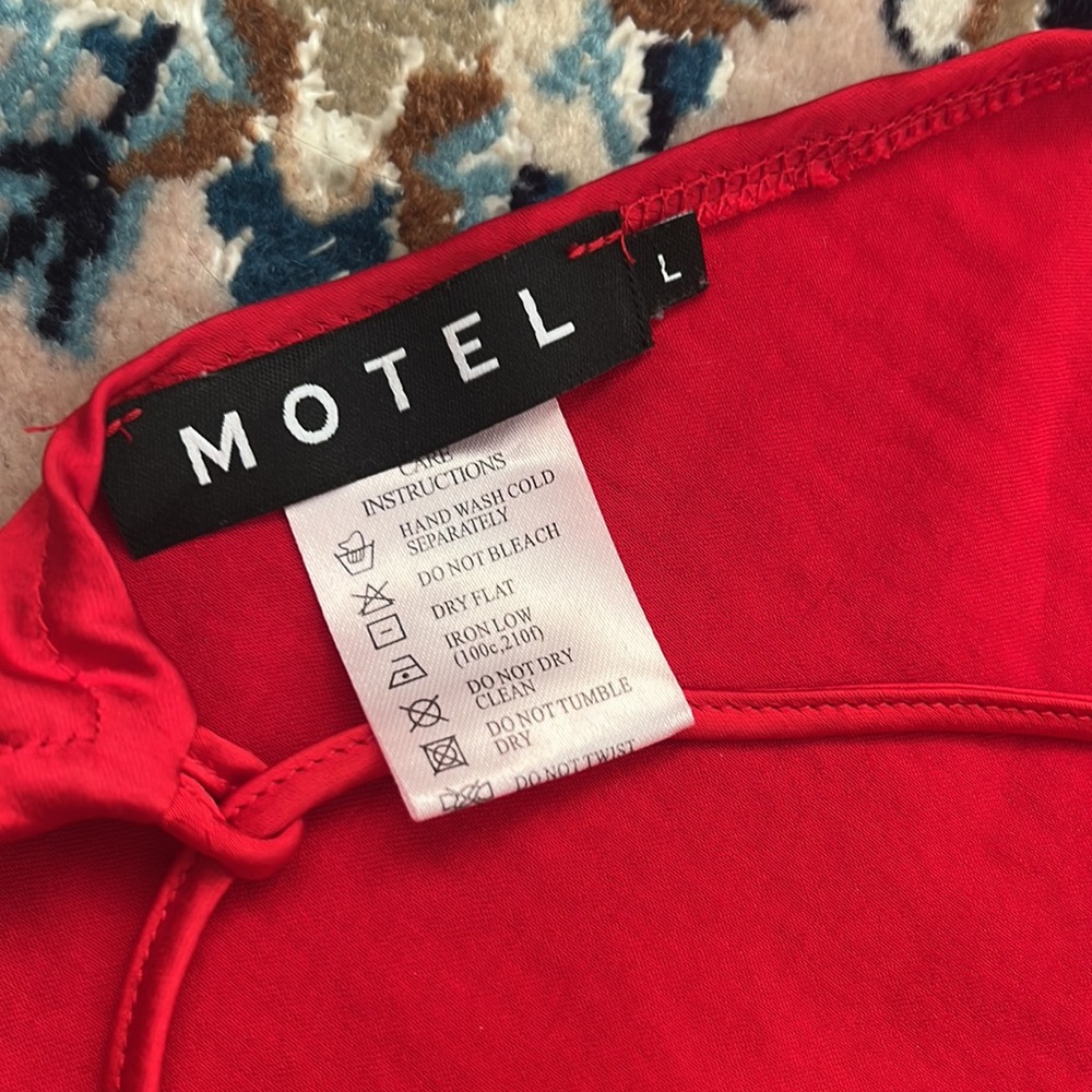 Motel Rocks Top - Picture 3 of 3